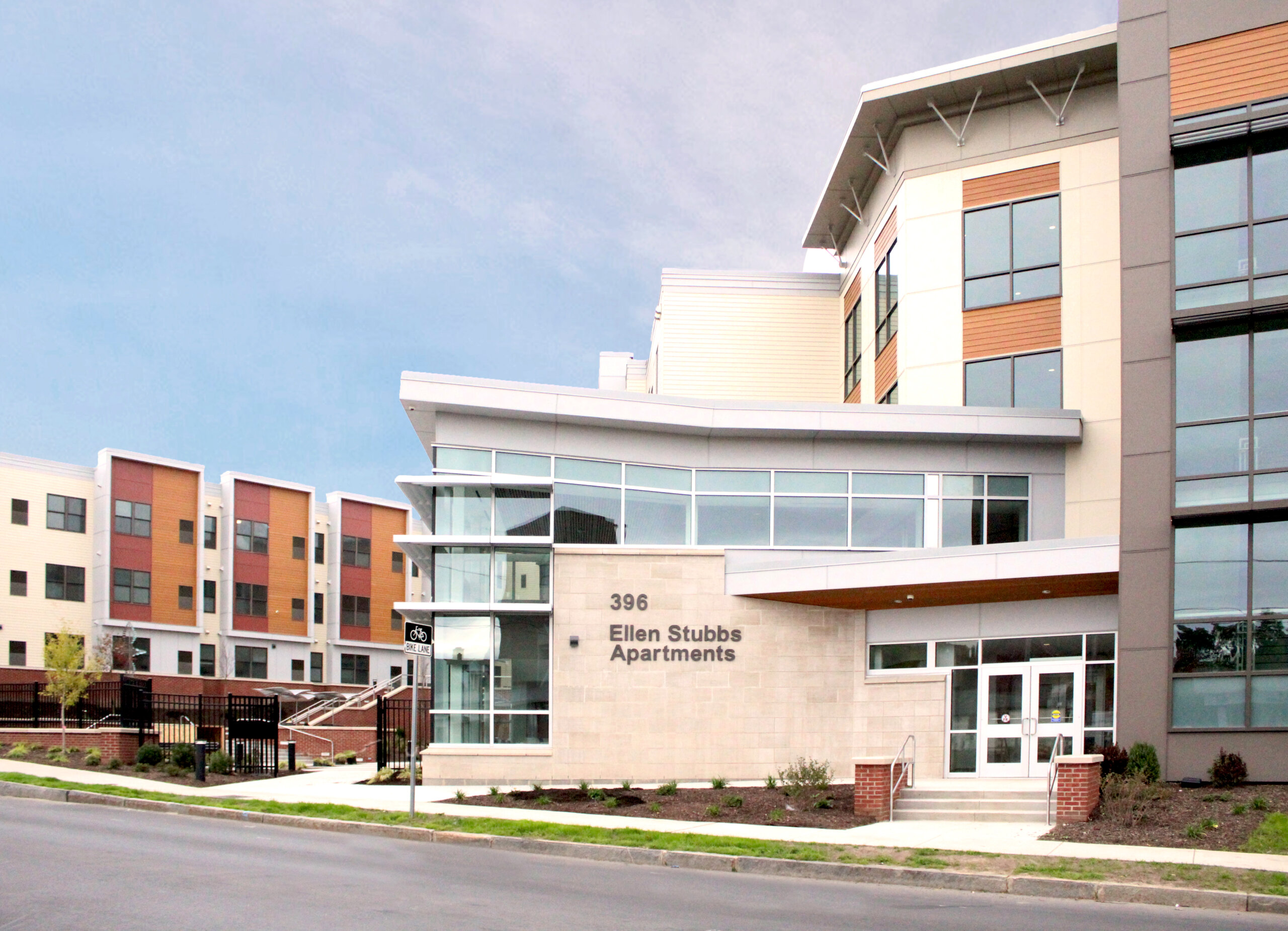 Ellen Stubbs Apartments, apartment building